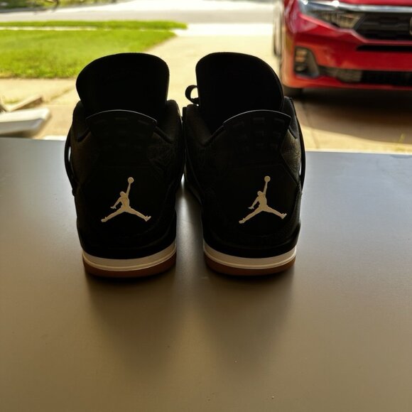 2018 Nike Air Jordan Retro 4 SE Black Laser Gum CL1184-011 Size 11 CLEAN🔥 - Picture 5 of 8